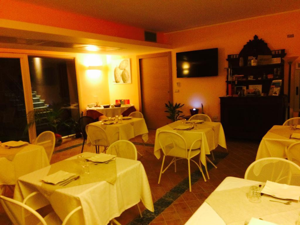 Il Principe B&B Ali Terme Luaran gambar